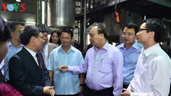 PM urges Lao Cai to develop border gate economy - ảnh 1